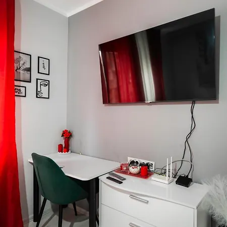 Feel Right At - Bright And Modern By Flat Mаnager Sofia